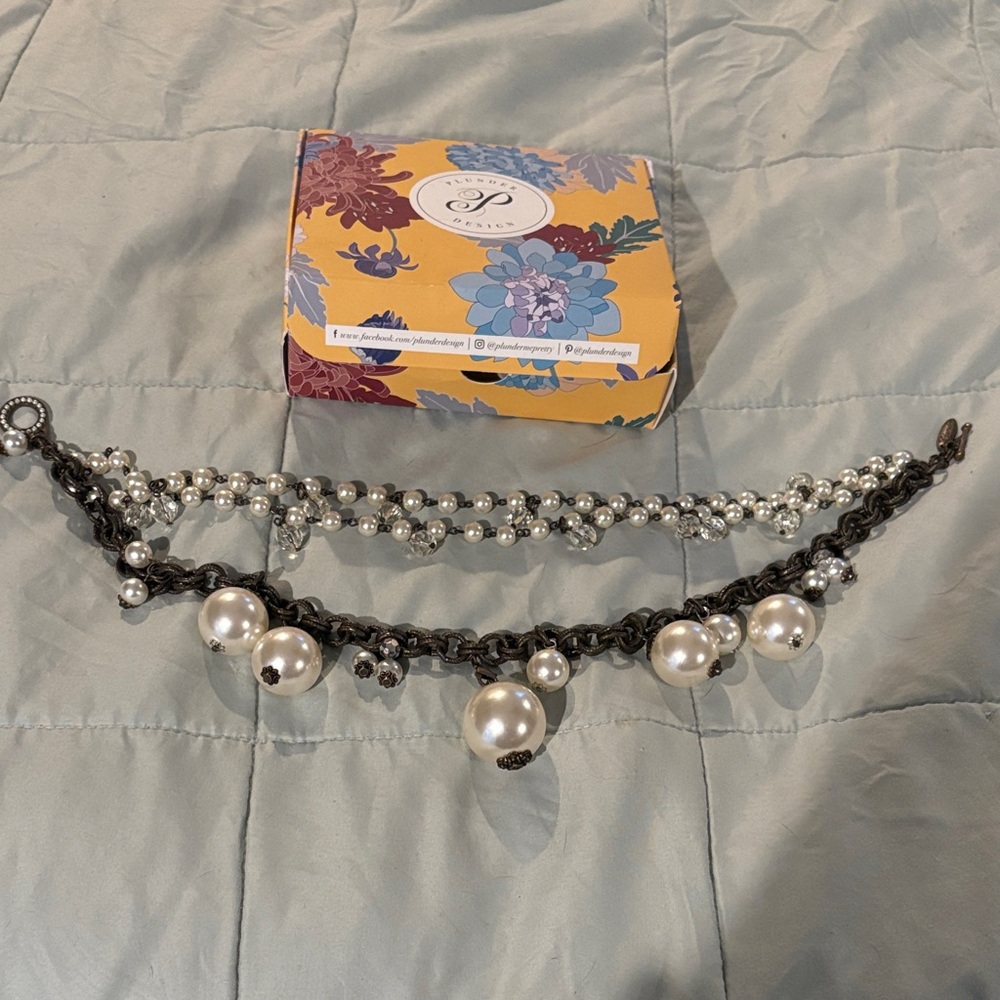 Plunder Silver and Black Pearl Necklace